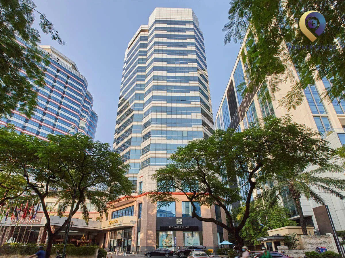 HCO Building (Melia) nổi bật giữa trung tâm Hà Nội.